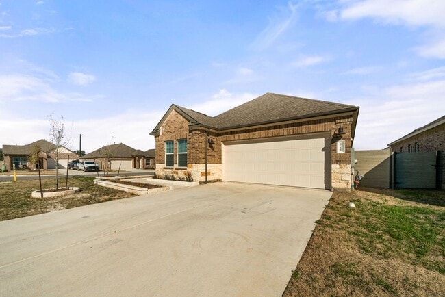 Building Photo - 101 Blue Blaze Trl Georgetown, TX 78626