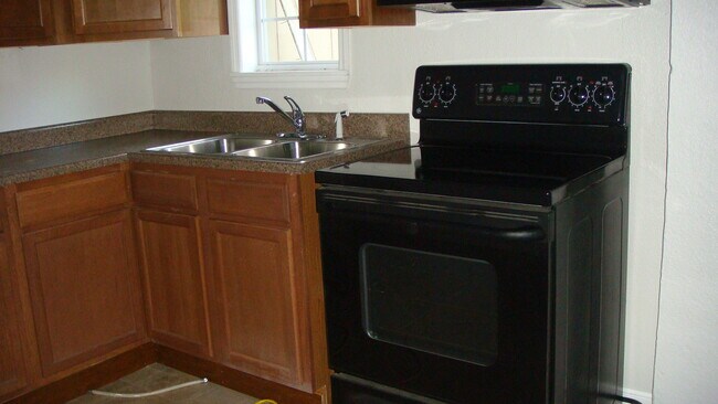 Foto del edificio - Lovely 2/1 in Popular Southtown Area