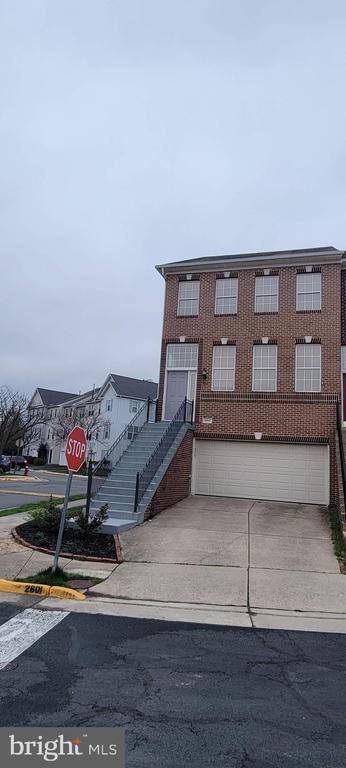 Foto del edificio - 2601 Tarleton Corner Dr