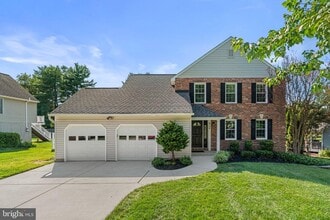 Building Photo - 4706 Bates Dr