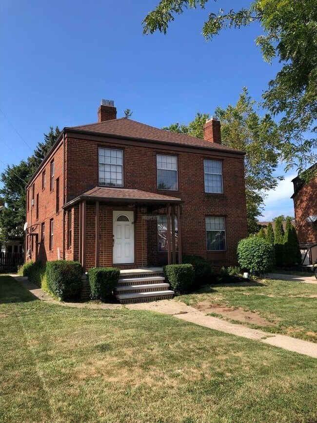 Foto del edificio - 17724 Hilliard Rd