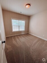 Building Photo - 1532 Middleton Dr