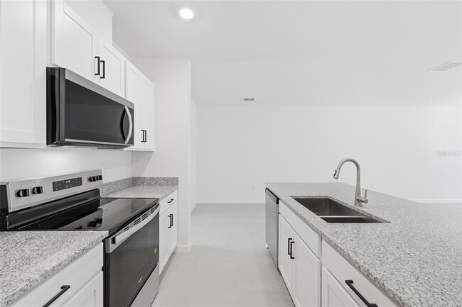 Building Photo - 2770 Raindrop Run St