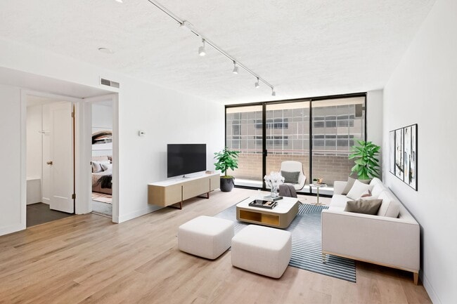 2BR Condo w/ Covered Parking and Balcony Views at Broadway Towers - 2BR Condo w/ Covered Parking and Balcony Views at Broadway Towers