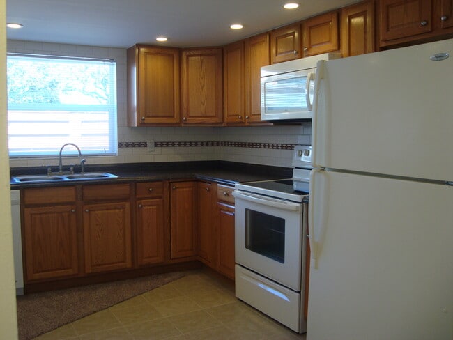 Foto del edificio - 2748 Foxfire Ct