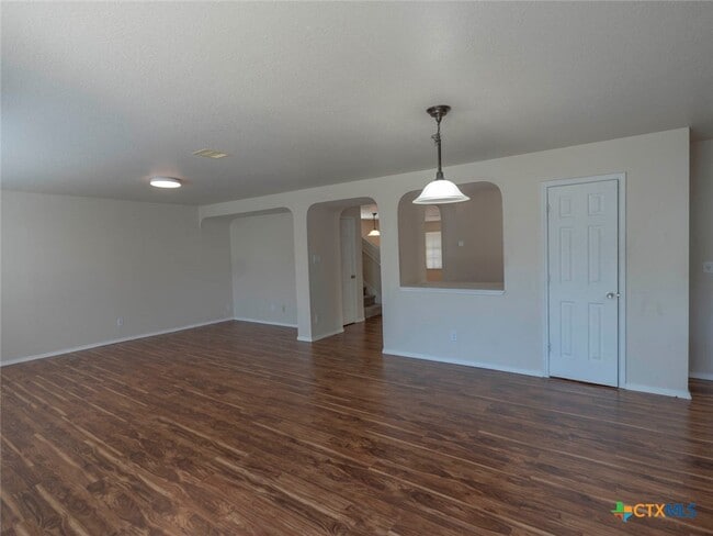 Foto del edificio - 424 Copper Hill Dr