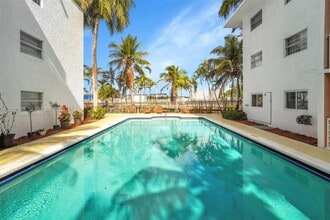 Building Photo - 4335 NW S Tamiami Canal Dr