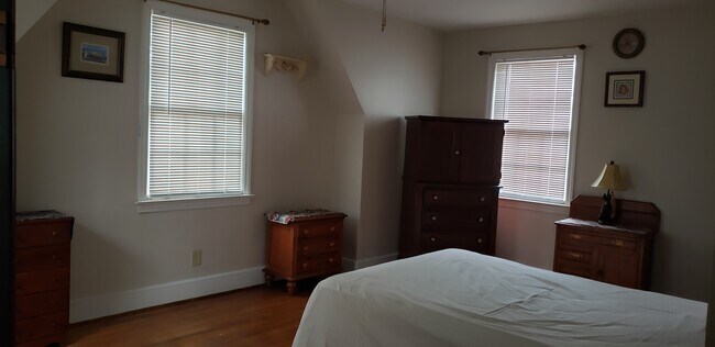 bedroom - 309 Lafayette Cir