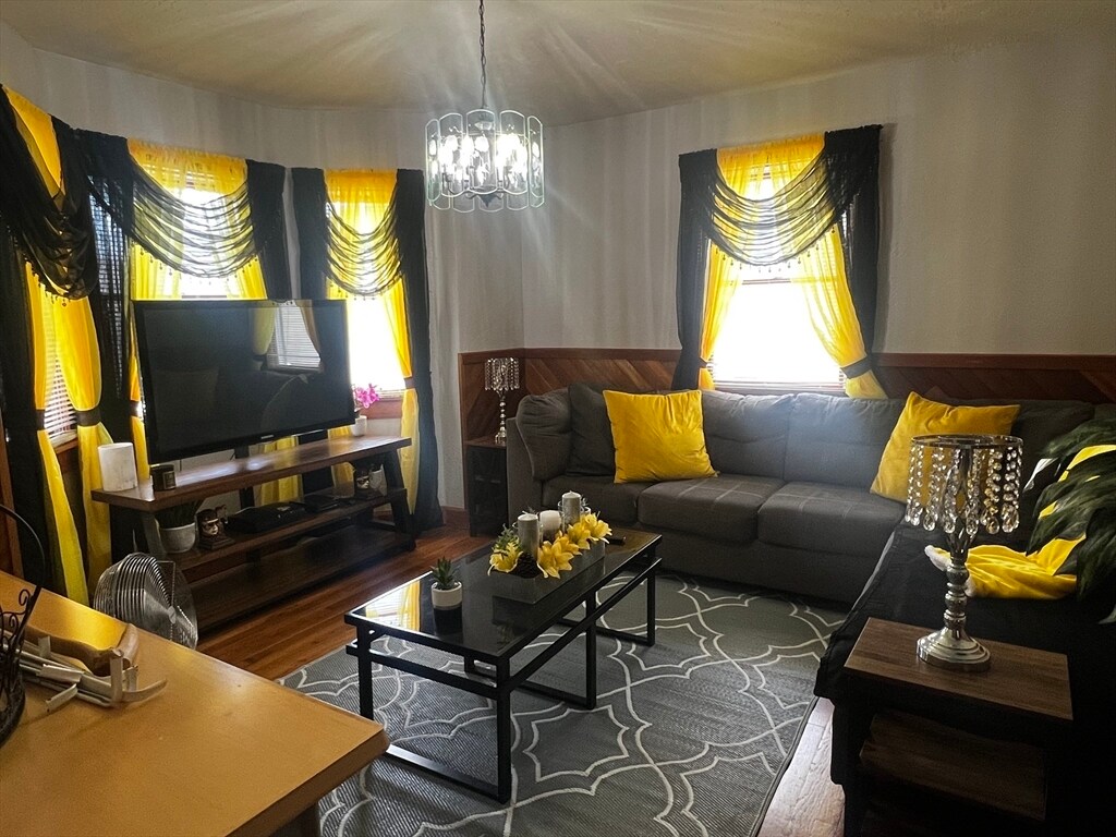 Foto principal - 8 Windsor Ave