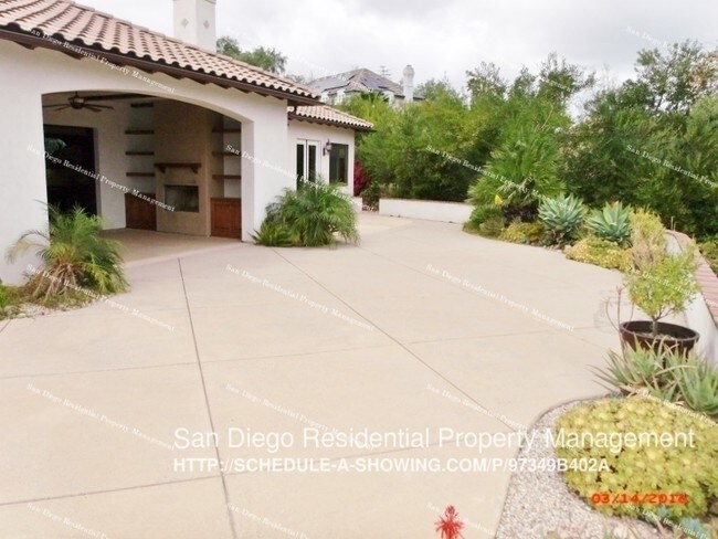 Foto del edificio - 17660 Saint Andrews Dr