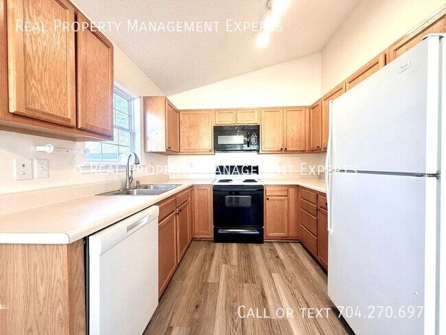 Foto del edificio - 123 Garden St