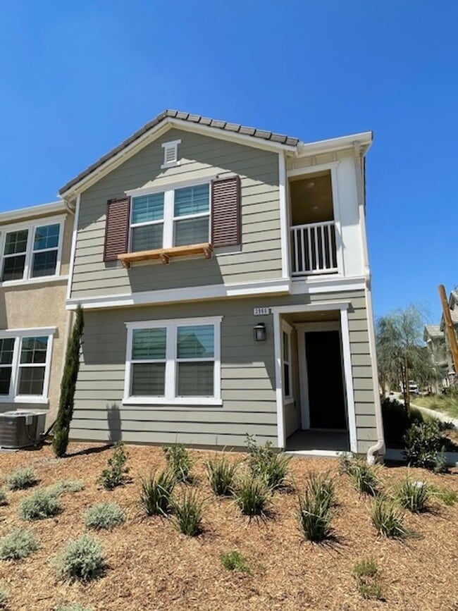 Building Photo - 4021 E Coronado Privado