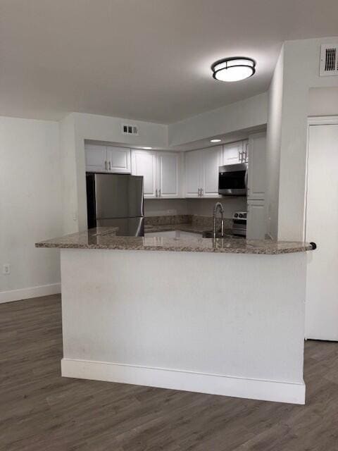 Building Photo - 1401 Village Blvd