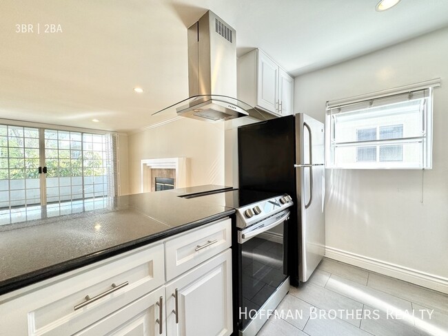 Building Photo - 4217 Whitsett Ave