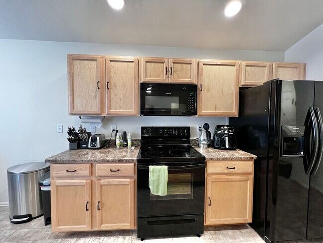 Foto del edificio - Looking For A New Place to Call Home?