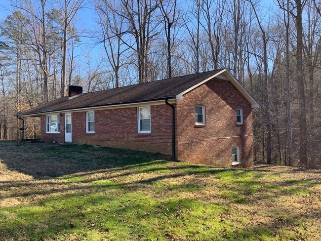 Building Photo - 3947 Applewood Ln