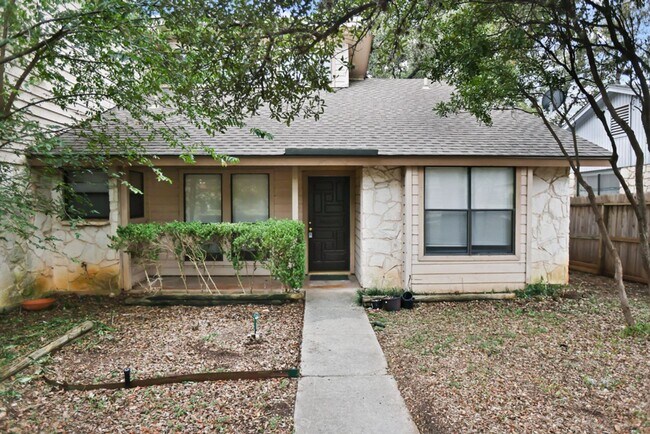 Foto del edificio - 13823 Chisom Creek Dr