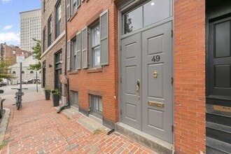 49 Winchester St