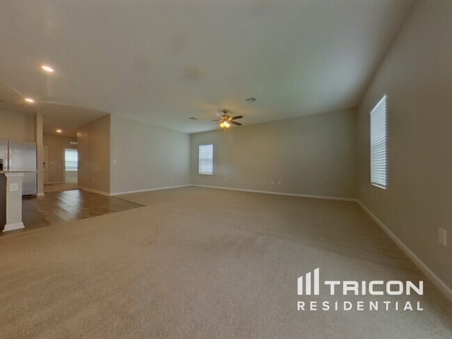 Foto del edificio - 16442 Blooming Cherry Dr
