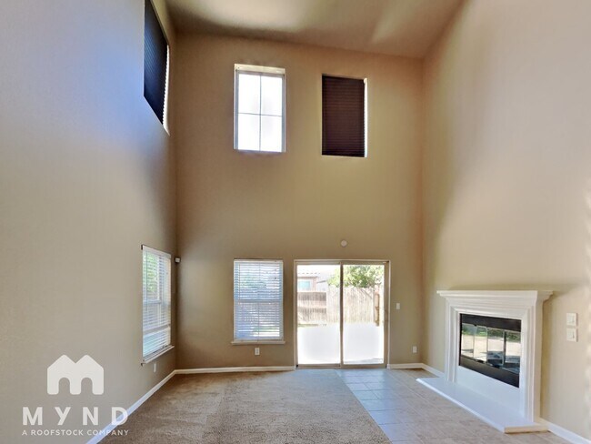 Foto del edificio - 3532 Silverwood Rd