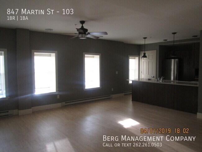 Foto del edificio - 847 Martin St