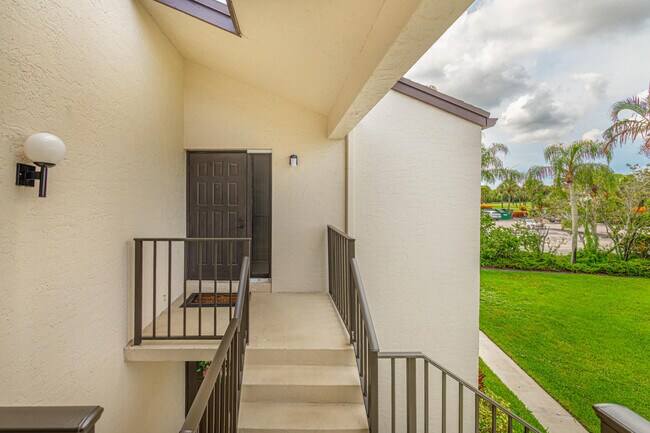 Building Photo - 102 Wingfoot Dr