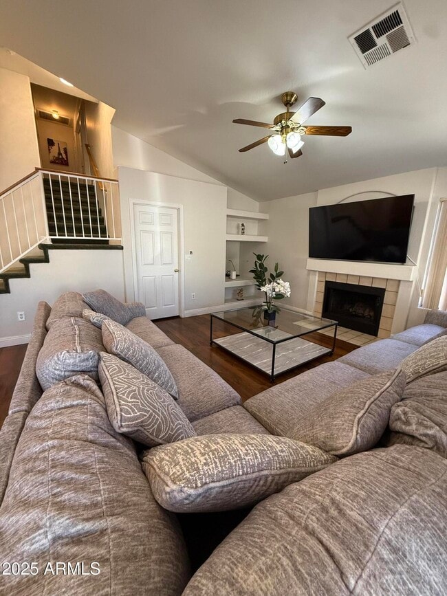 Foto del edificio - 8868 W Greer Ave