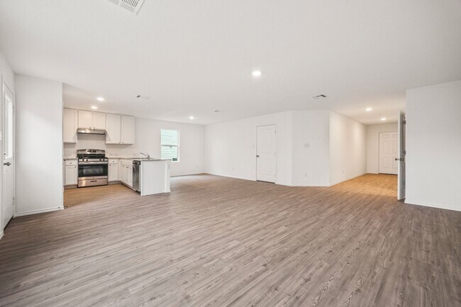 Building Photo - 2 Weeks Free! Spacious 4-Bed, 2.5-Bath Home in Silos – Pool, Park + Clubhouse Access