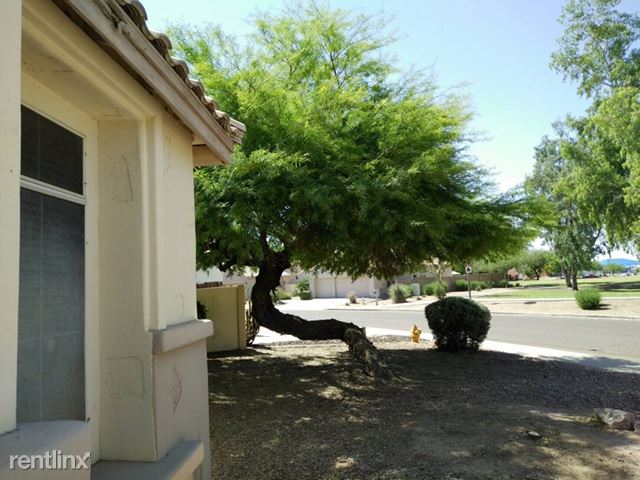 Building Photo - 3432 W Monterey St