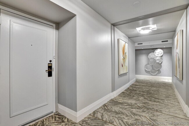 Building Photo - 4748 S Ocean Blvd