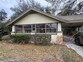 Building Photo - 745 Vistabula St