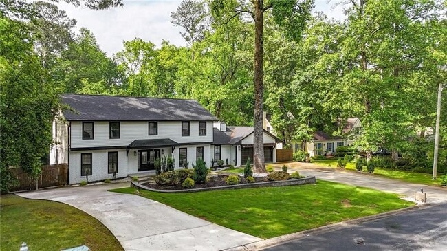 Foto del edificio - 3270 Brookview Dr