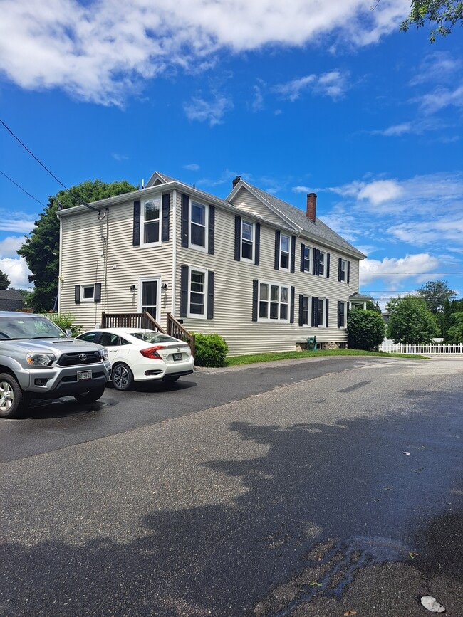 Parking area front - 29 Amherst St