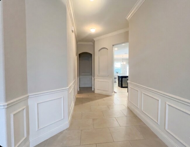 Foto del edificio - AVAILABLE NOW!