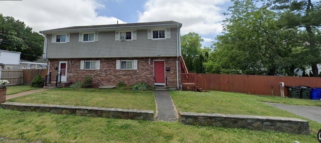Primary Photo - 463-469-469 London St