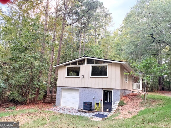 Building Photo - 435 Sherwood Rd