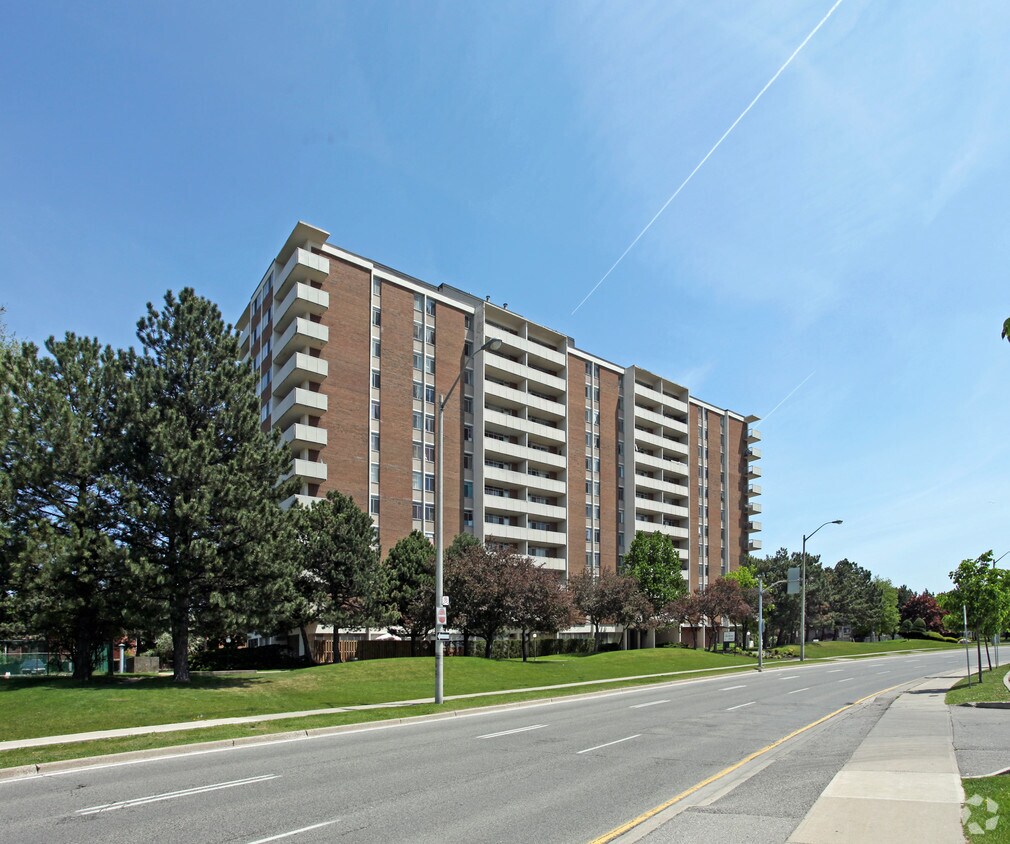 Deerford Road Apartments Apartments 12 Deerford Rd Toronto, ON