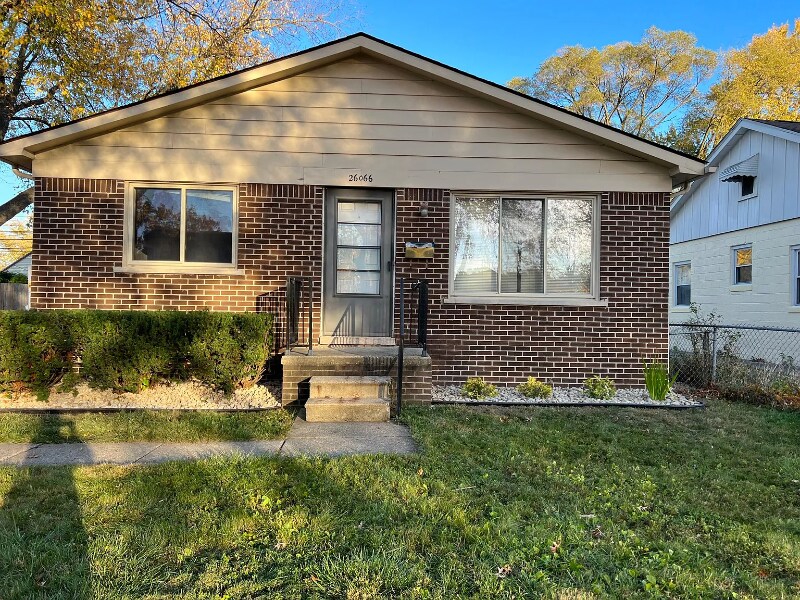 Foto principal - 26066 Townley St