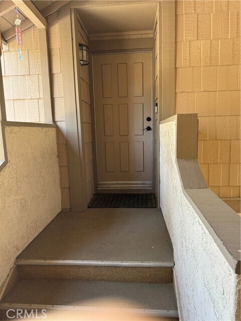 Building Photo - 1672 Shady Brook Dr