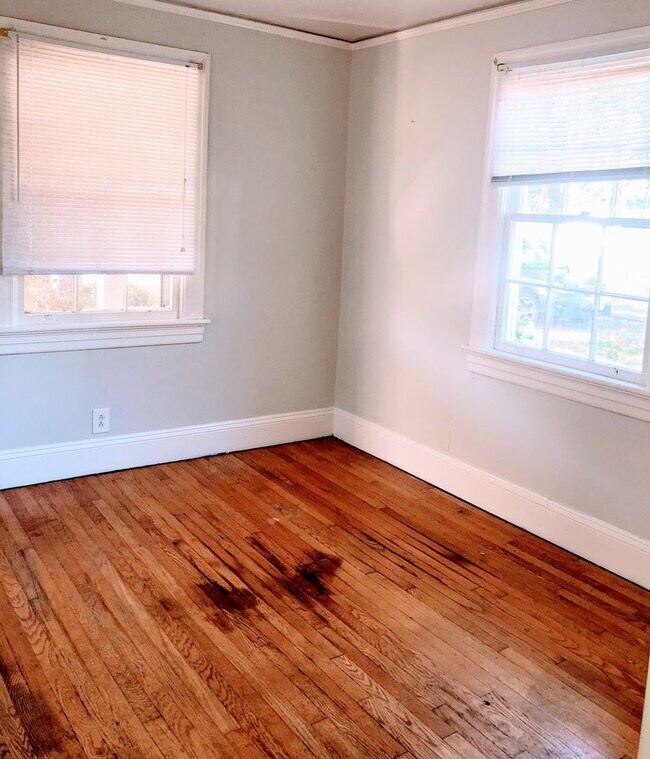 Foto del edificio - 3 Bedroom Home in Lynchburg