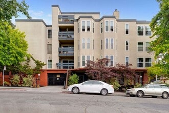 Building Photo - 500 Vernon St