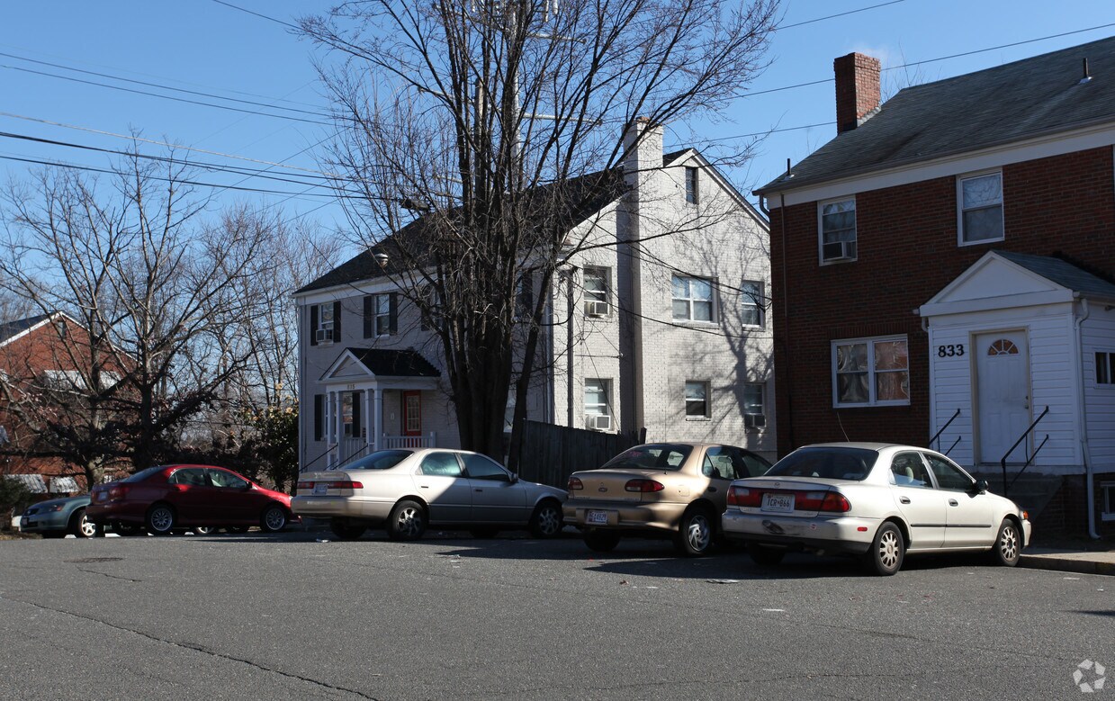 Foto del edificio - 835 Fairview Ave