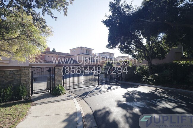 Building Photo - 2-Bed, 2-Bath Condo in the Heart of San El...