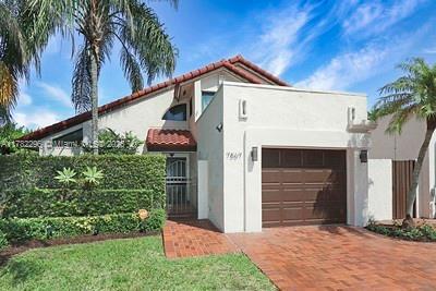 Building Photo - 7867 SW 89th Ln