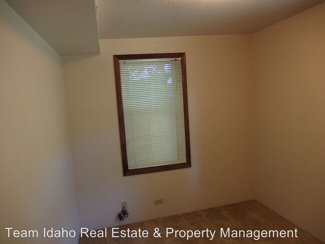 Building Photo - 248 N Asbury St