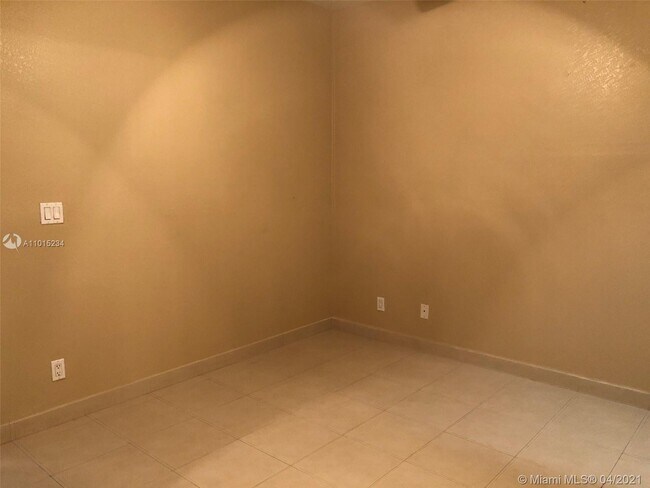 Foto del edificio - 17177 SW 64th Ct