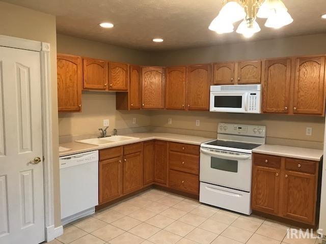 Foto del edificio - 7906 Andee Ln