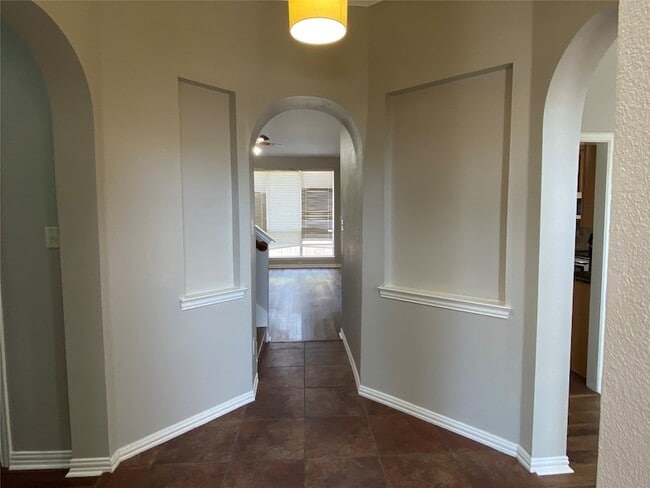 Photo - 1544 Commerce Dr House