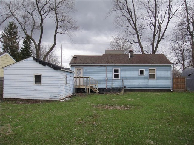 Foto del edificio - 3 br, 1 bath House - 708 Sawyer Rd