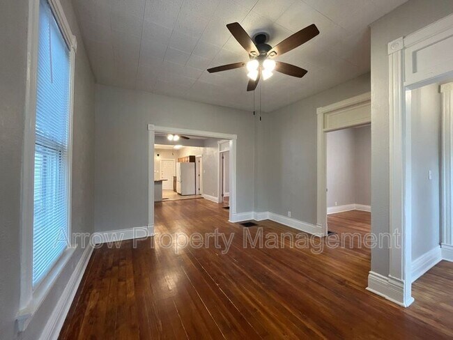 Foto del edificio - 918 S 10th St